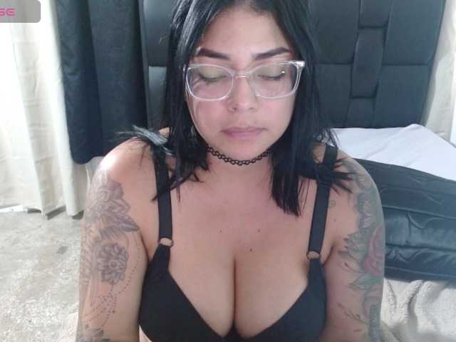 sexyvivian1 live cam on BongaCams