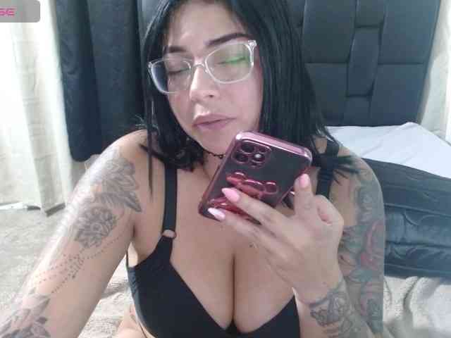 sexyvivian1 webcam