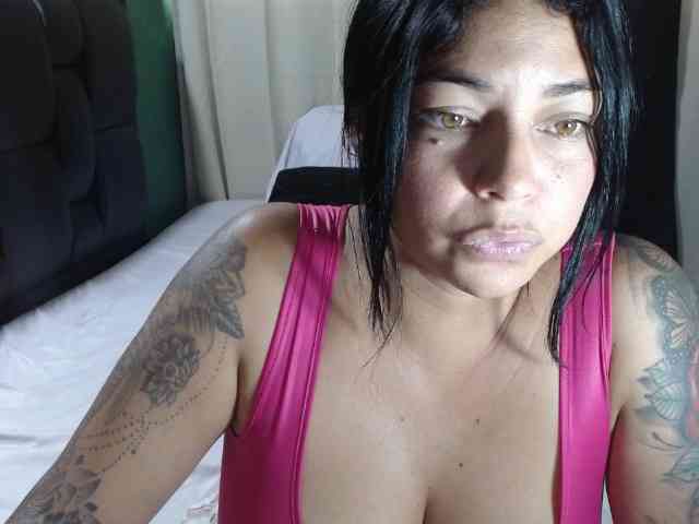 sexyvivian1 webcam