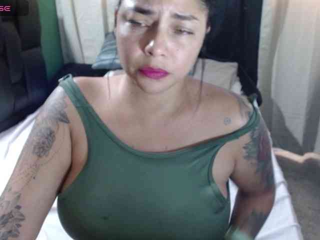 sexyvivian1 webcam
