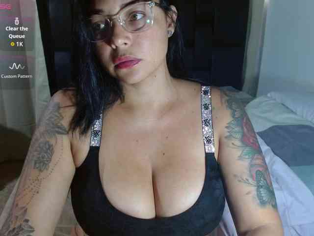 sexyvivian1 webcam