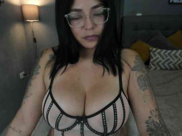 Model: sexyvivian1