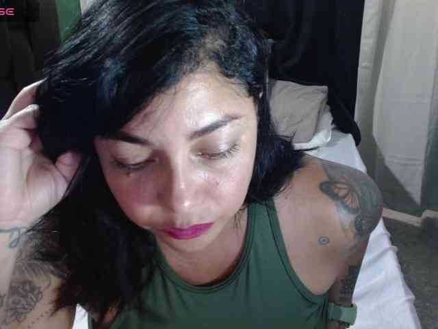 sexyvivian1 webcam