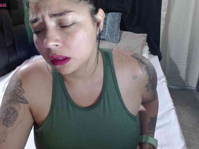 sexyvivian1 webcam
