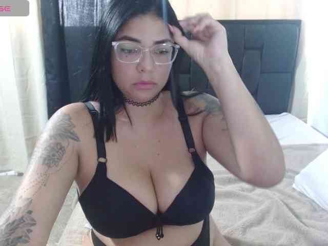 sexyvivian1 webcam