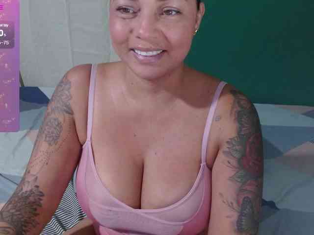 sexyvivian1 webcam