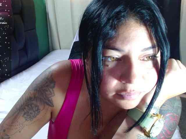 sexyvivian1 webcam