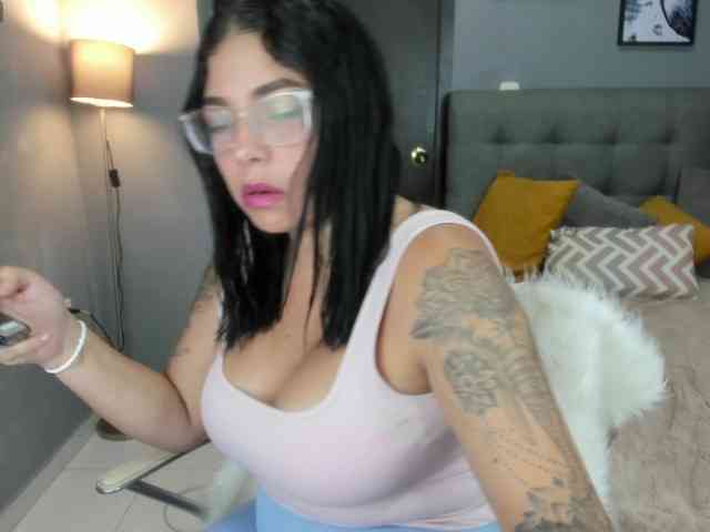 Model: sexyvivian1