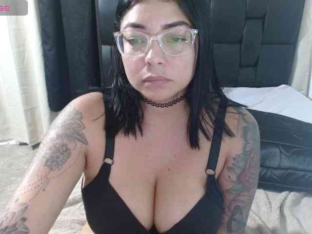 sexyvivian1 webcam