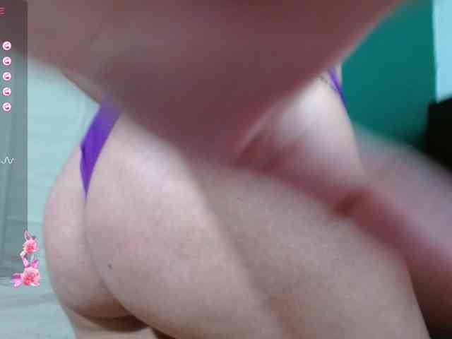 sexyvivian1 webcam