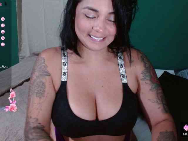 sexyvivian1 webcam
