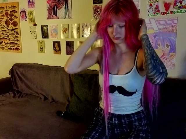 IleanaBurgher live cam on BongaCams