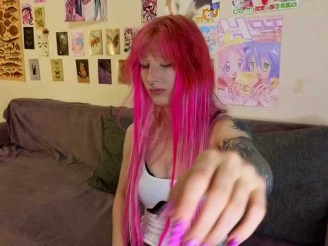 IleanaBurgher live cam on BongaCams