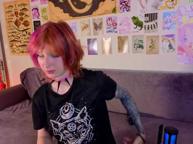 IleanaBurgher live cam on BongaCams