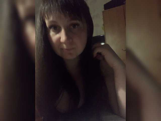 KhrisLuna2 live cam on BongaCams
