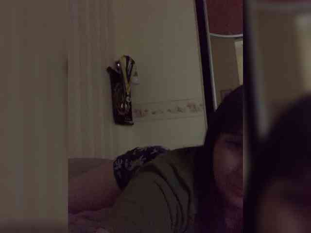 KhrisLuna2 webcam