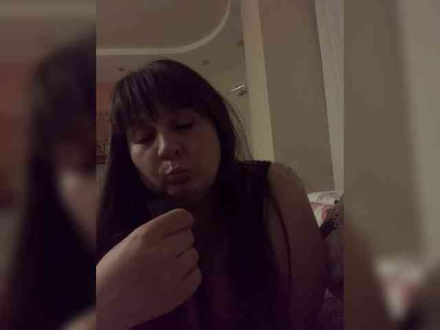KhrisLuna2 webcam