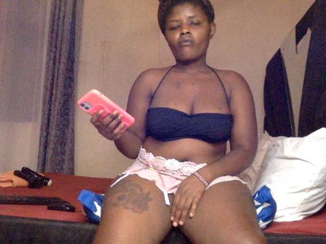 Lilybaby69 live cam on BongaCams