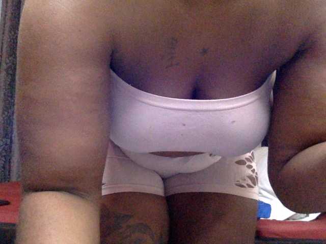Lilybaby69 live cam on BongaCams