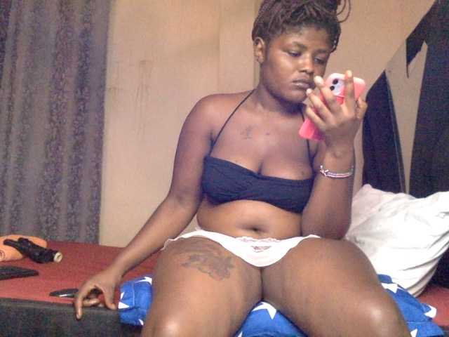 Lilybaby69 live cam on BongaCams