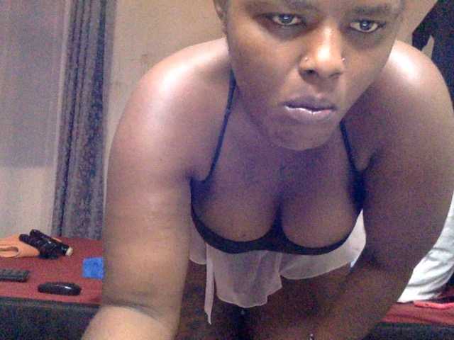 Lilybaby69 live cam on BongaCams