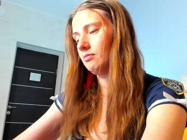 Kathrine-Meyer live cam