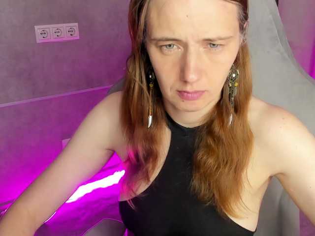 Kathrine-Meyer live cam on BongaCams
