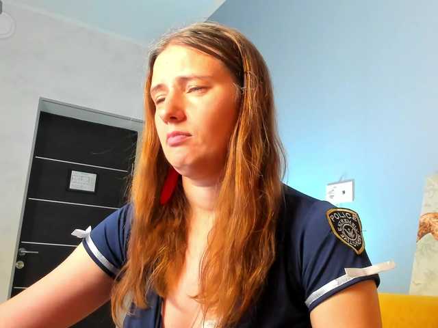 Kathrine-Meyer live cam