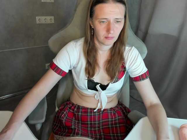 Kathrine-Meyer live cam on BongaCams
