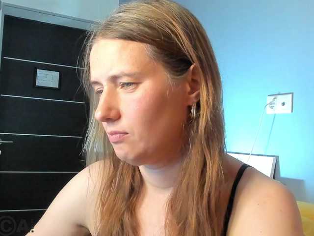 Kathrine-Meyer live cam on BongaCams
