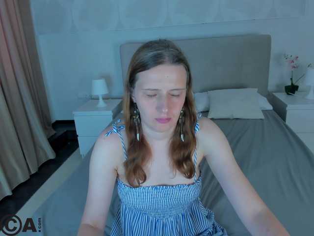 Kathrine-Meyer live cam on BongaCams