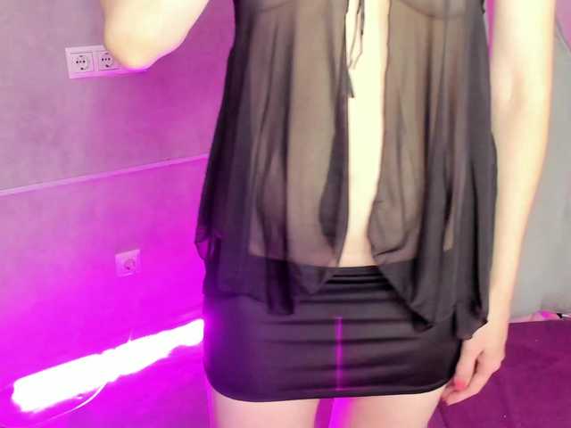 Kathrine-Meyer live cam on BongaCams