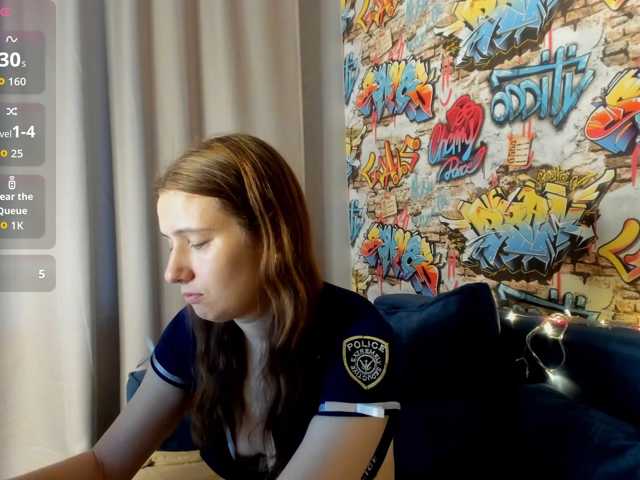 Kathrine-Meyer, live now on BongaCams