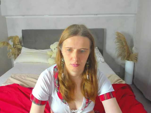 Kathrine-Meyer live cam on BongaCams