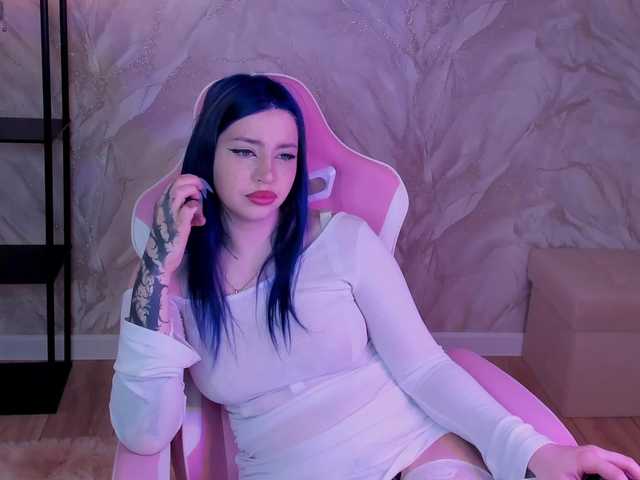 honeycherrry live cam on BongaCams