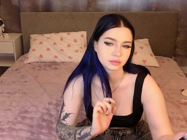 honeycherrry live cam on BongaCams