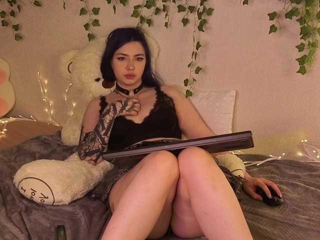 honeycherrry live cam on BongaCams