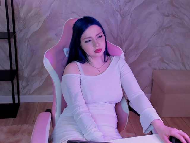 honeycherrry live cam on BongaCams