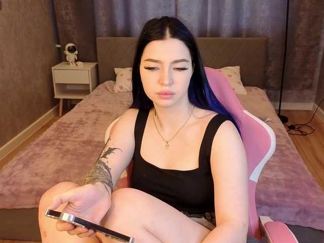 honeycherrry live cam on BongaCams