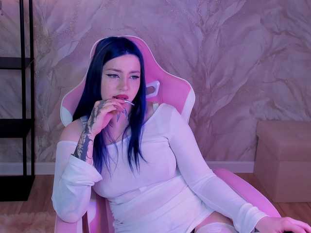 honeycherrry live cam on BongaCams