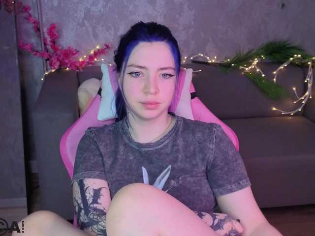 honeycherrry live cam on BongaCams