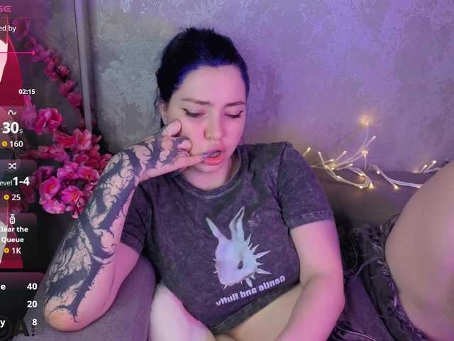 honeycherrry live cam on BongaCams