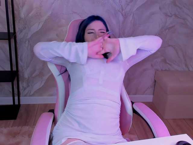 honeycherrry live cam on BongaCams
