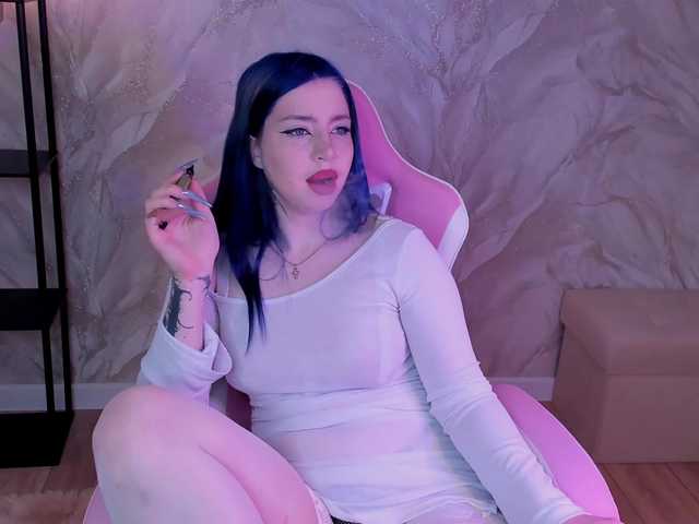 honeycherrry live cam on BongaCams