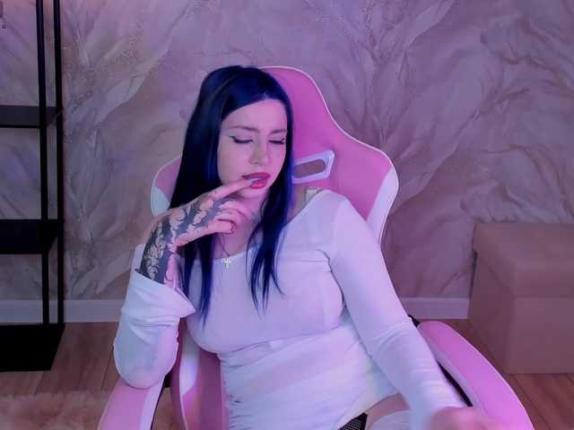 honeycherrry live cam on BongaCams