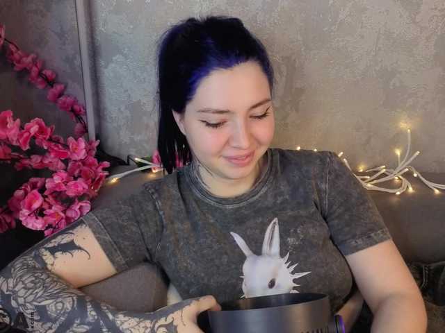 honeycherrry live cam on BongaCams