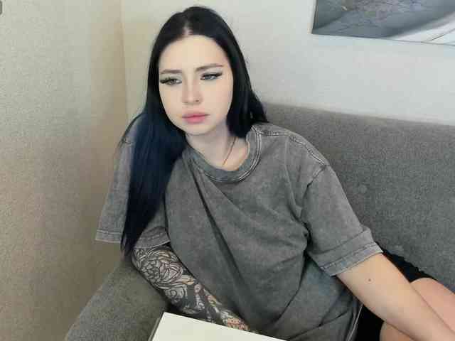 honeycherrry webcam