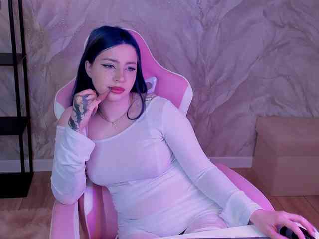 honeycherrry webcam