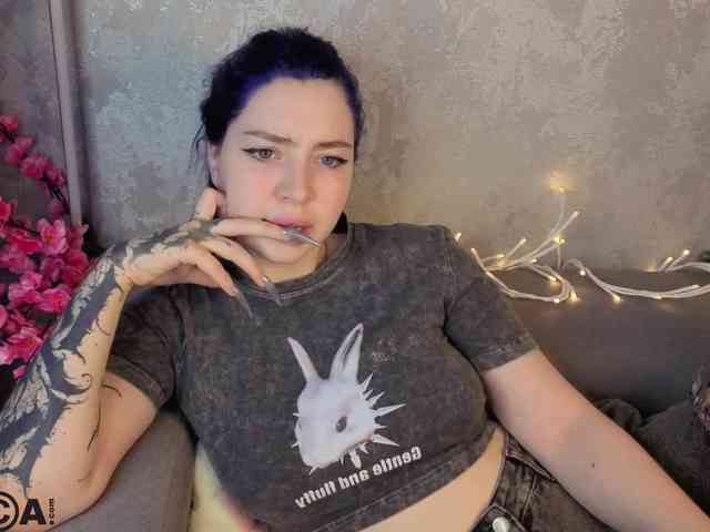 honeycherrry webcam