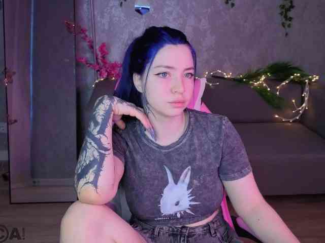 honeycherrry webcam